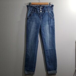 Almost Famous Denim size small S unique cuffed high rise skinny jeans